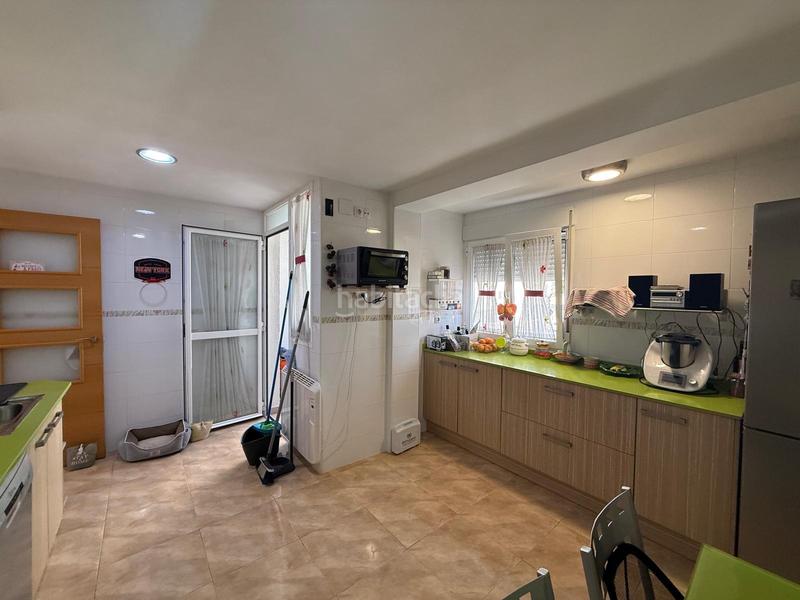 Foto facec1fd-5ba9-440e-b649-95207a526816. Apartment in Playa Levante Benidorm