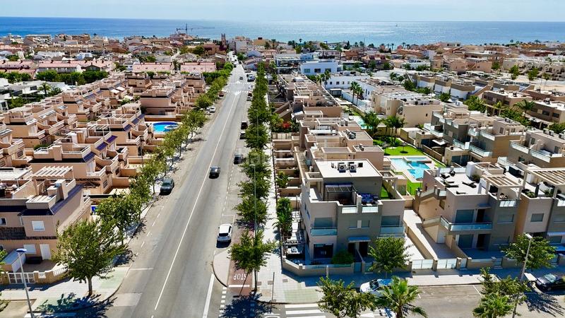 Foto 732252a9-6b70-4589-8bd9-6d83c06d778a. Maison dans Torre de la Horadada Pilar de la Horadada