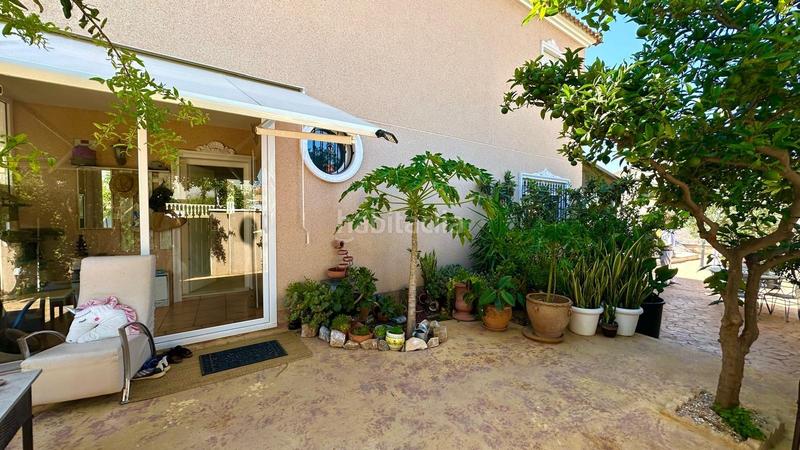 Foto 3c7c4501-88b5-476a-b339-5b1521215f61. Casa con piscina in La Regia Orihuela