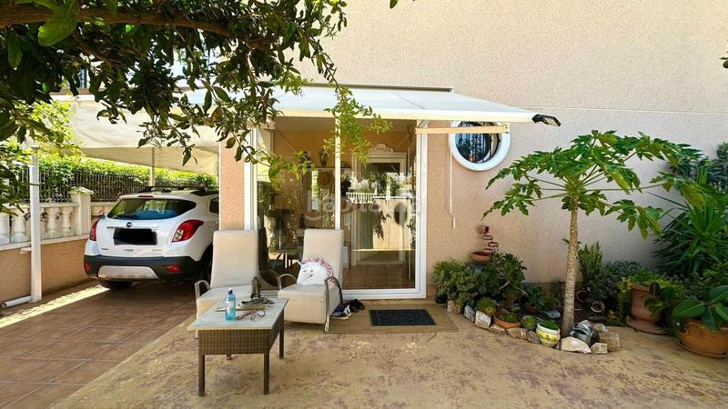 Foto 8c4c89f8-5a74-4fb9-a400-fb22b4c53d12. Haus mit pool in La Regia Orihuela