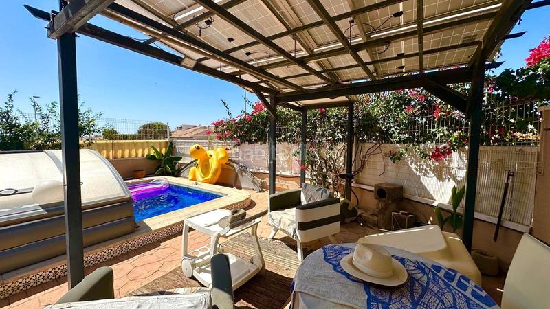 Foto fd8f87c6-c7cc-466d-ba9b-f3859529671a. Haus mit pool in La Regia Orihuela