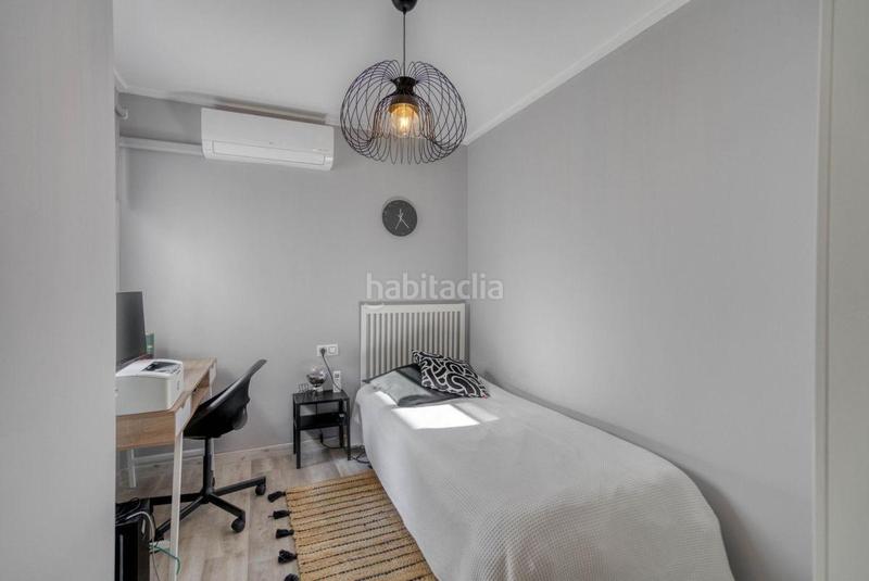 Foto bf2a018e-9e1f-46f0-ae52-efeb00a09005. Zweistöckige wohnung mit pool in Parque de las Naciones Torrevieja