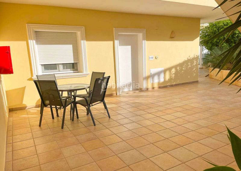Foto 549b8ca9-ed7f-499a-be54-623b8787f392. Apartament amb aparcament piscina a La Fustera Benissa