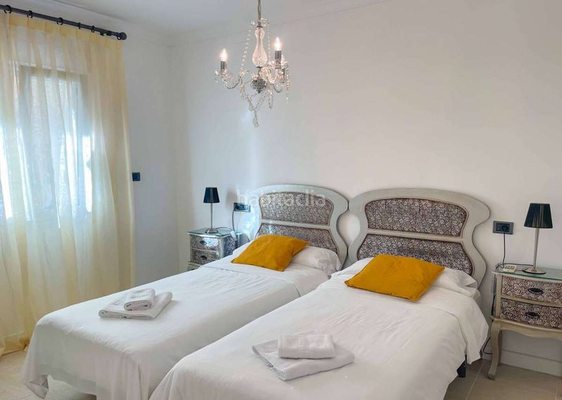 Foto fb8320f7-55ac-4bb4-9d5d-4854601c434a. Apartament amb aparcament piscina a La Fustera Benissa