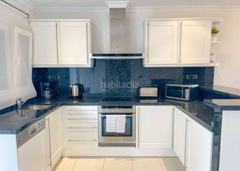 Foto 852fc039-d1bc-4a43-bc9b-9ab2792577f3. Apartamento en La Fustera Benissa