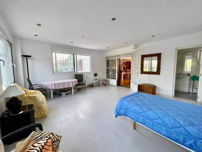 Foto b4589780-6a13-402b-afa5-9567f249497d. Maison avec piscine dans Urbanizaciones Benidorm