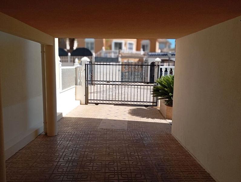 Foto e8d127d6-a839-4394-8847-8e8735cb83ed. Casa in Villamartín-Las Filipinas Orihuela