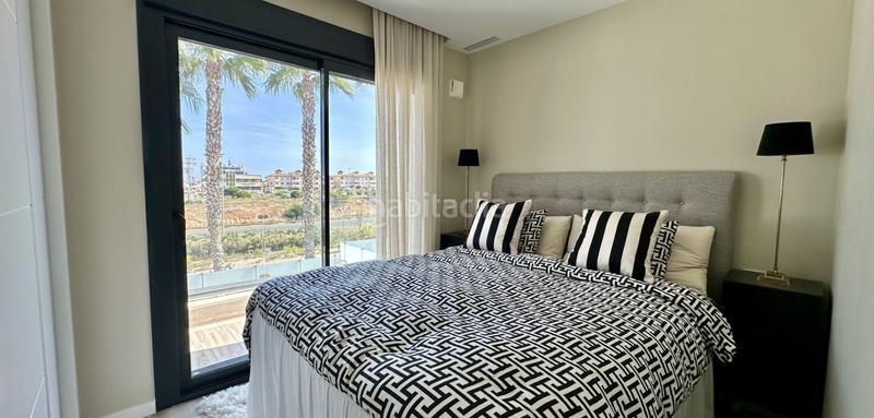 Foto ac11c485-6a5b-4a88-b922-a8e5e4e0cc21. Casa en Lomas de Cabo Roig - Los Dolses Orihuela