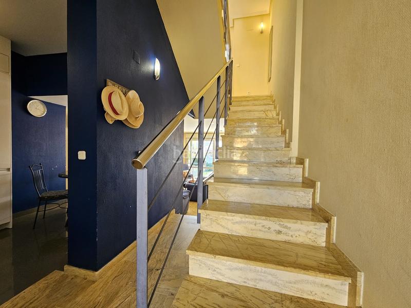 Foto 60b81965-4edf-443e-9a42-ba6f091eb276. House with parking in Cabo Roig Orihuela