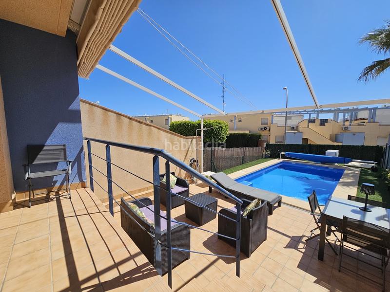 Foto 924d3a44-153e-4eb6-9b70-f7a34f77510c. House with parking in Cabo Roig Orihuela