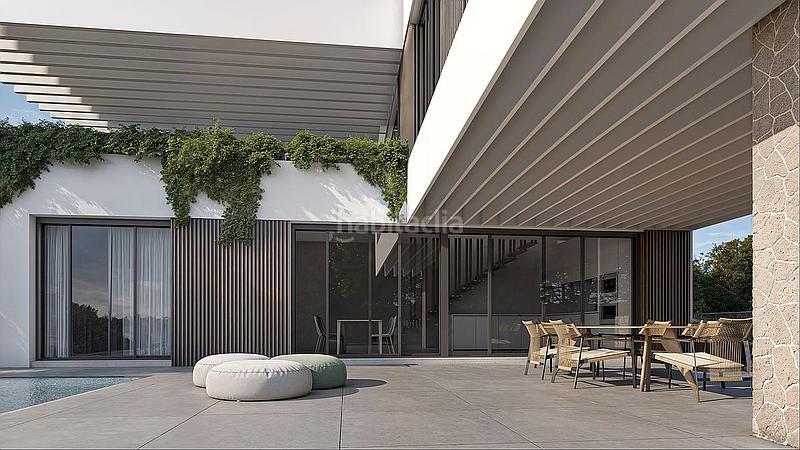 Foto bc0f02d7-777d-4880-8a17-fc0f9effb3e9. House with pool in Zona Calvario Estepona