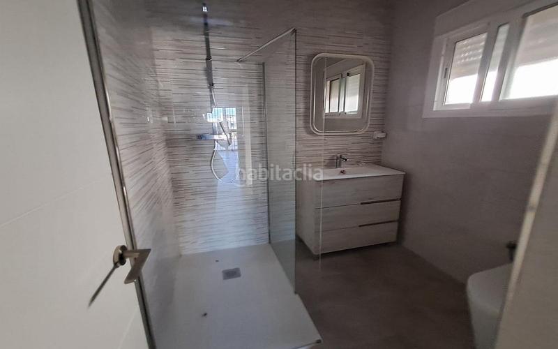 Foto 1dc1cd9a-808d-4c40-b4a2-0935651dfb42. House with pool in Zona Calvario Estepona