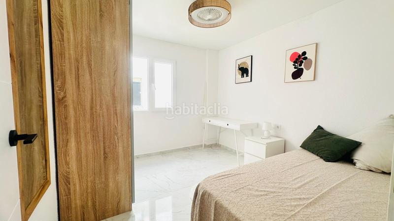 Foto 0d5ac0ef-8d75-47fa-b489-5d0eb905d7b2. Appartement in Zona Playa del Cura Torrevieja