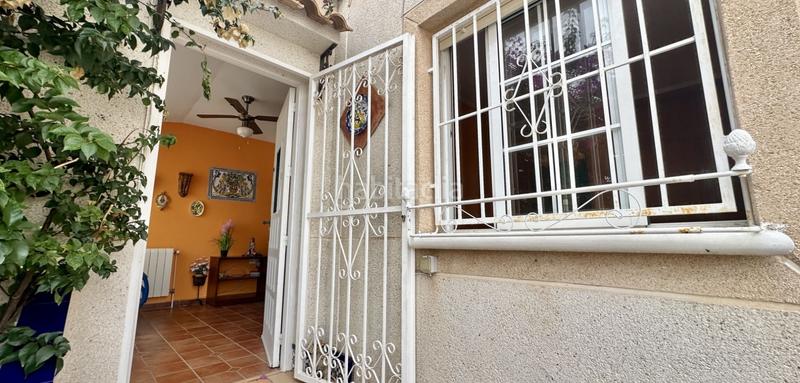 Foto ef3700f6-d126-4417-8b2e-679a87ded5b3. Semi detached house with parking in Los Balcones-Los Altos Torrevieja