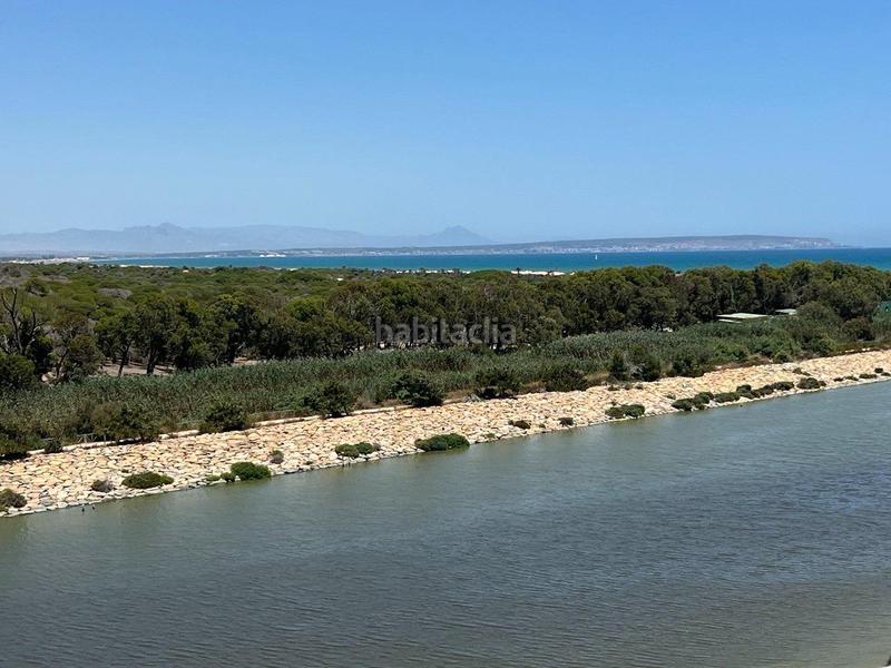 Foto 2b9b00c2-f404-4710-b068-49627644e2a2. Àtic a Puerto Deportivo Guardamar del Segura