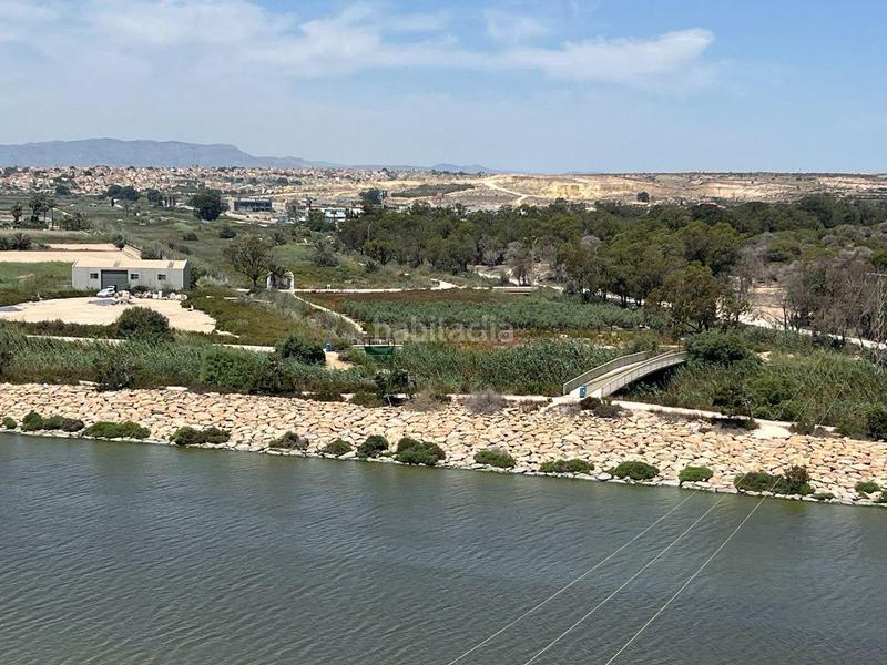 Foto 76717f9b-aad9-499c-a94e-a335e74b810a. Àtic a Puerto Deportivo Guardamar del Segura