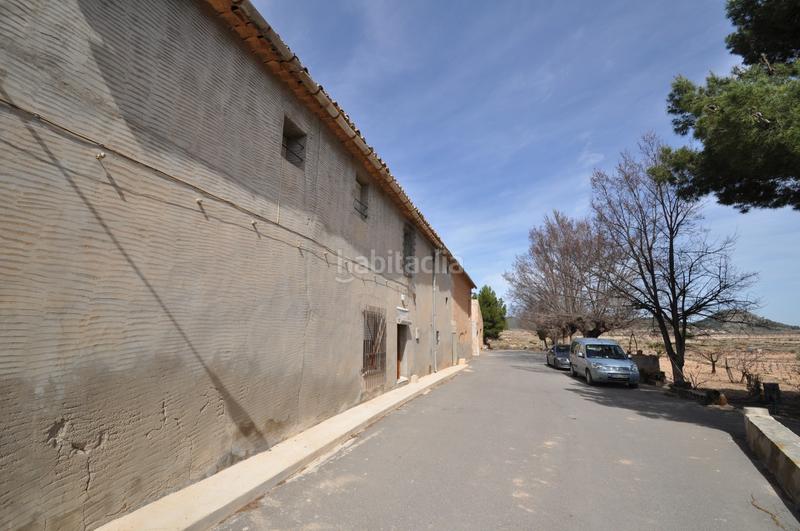 Foto 44a2f201-d05a-4ee1-9185-633677d188f5. Casale con parcheggio in Monòver