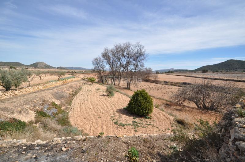 Foto d3e3f577-5639-46f9-9950-9df35e0c6a26. Casale con parcheggio in Monòver