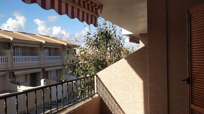 Foto 16d47d35-8d2d-417f-b80a-69cba5d85740. Maison jumelée dans Torre de la Horadada Pilar de la Horadada