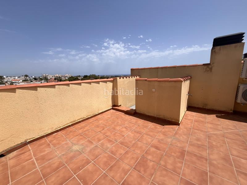 Foto f12dac03-8fa3-4401-83f1-e1f5d174fc8e. Casa adosada en Cabo Roig Orihuela