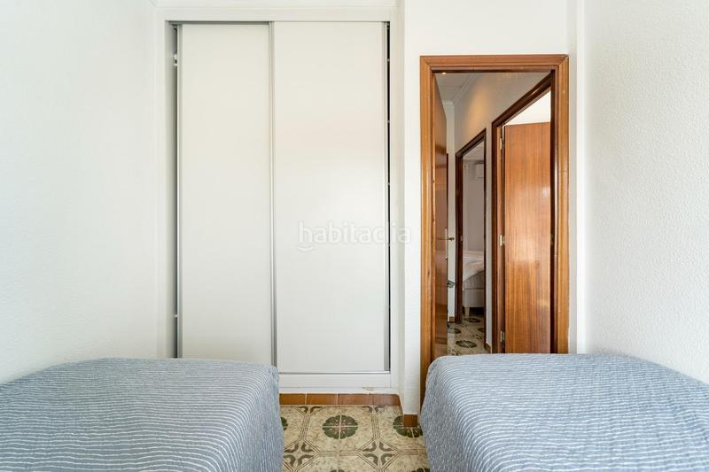 Foto eefead91-0372-4ae9-b969-791c3263011c. Zweistöckige wohnung in Playa de los Náufragos Torrevieja