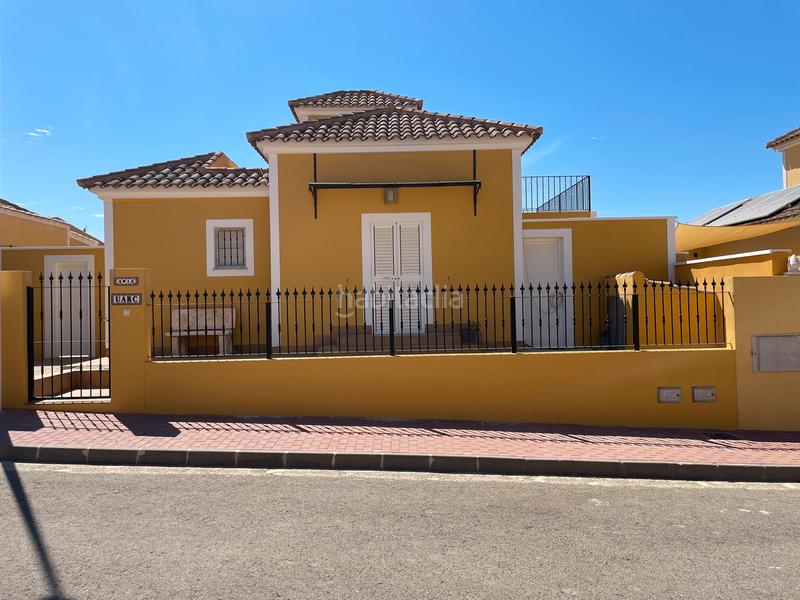 Foto 139c9321-dc7d-43b1-abe9-ec652b8870a7. Casa amb piscina a Mazarrón casco urbano Mazarrón