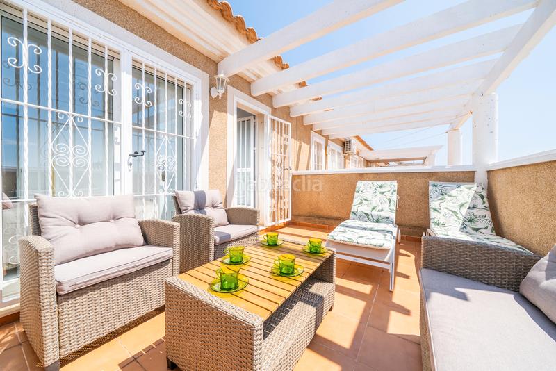 Foto bd2b8e57-3b8a-4620-a3aa-c470420ea2cb. Semi detached house with parking in La Florida Orihuela