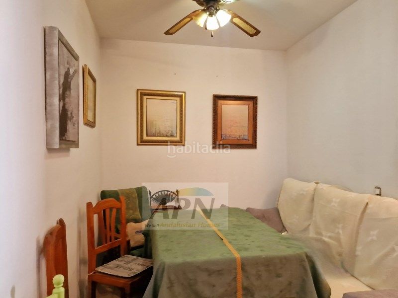 Foto f2ed35b3-4ac1-4260-9692-c65ce37fa852. Casa adossada a Álora