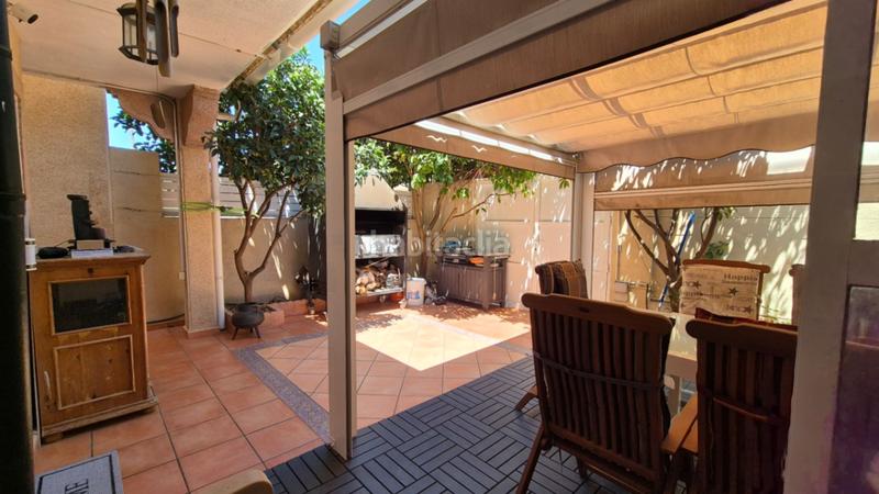 Foto 12e6c115-c2ab-4542-a027-c2a3d8a45114. Casa adossada a Aguas Nuevas Torrevieja