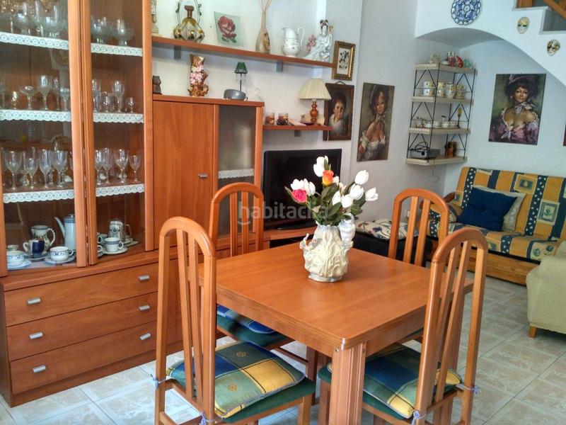Foto b2e97df9-ed28-4162-a730-7d03f9ddff9a. Casa adossada a Los Europeos Torrevieja