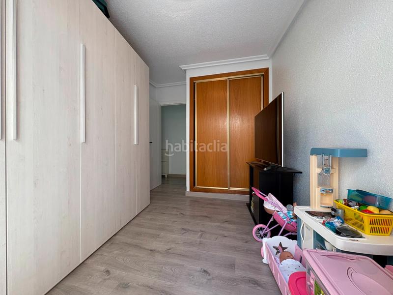 Foto 437479ff-8c85-4a6f-9a68-27617179b42c. Apartament a Parque de las Naciones Torrevieja
