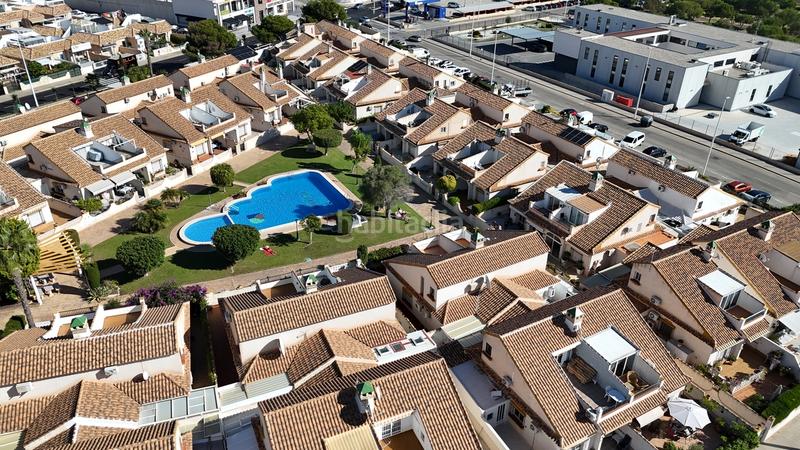 Foto 82d1f31d-4991-48a7-b923-a217dd68e4b8. Maison dans La Zenia Orihuela