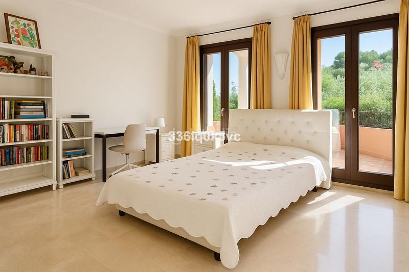Foto 54705701-c245-4542-bd32-bb6755164b9b. Haus in Sierra Blanca Marbella