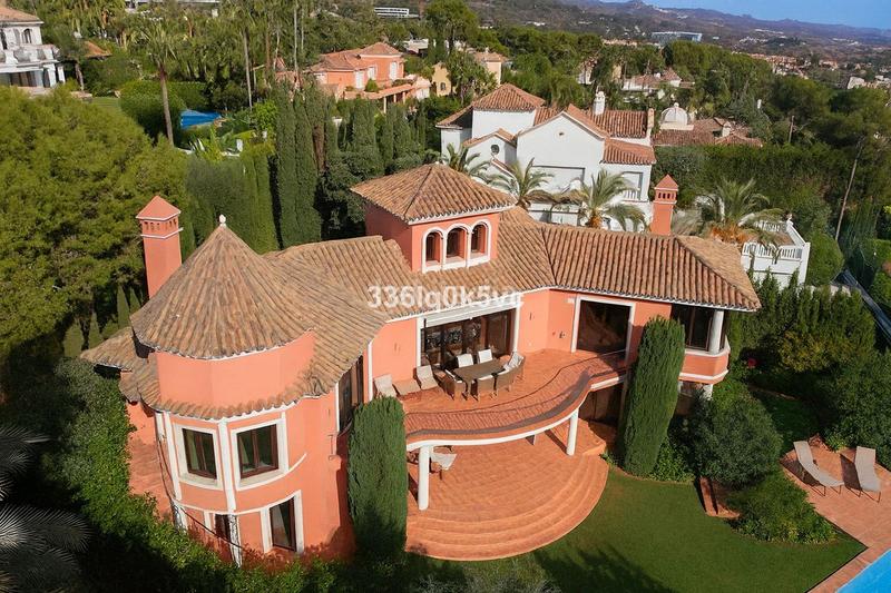 Foto 2dfa857a-5155-4557-954f-cdd7d1e42006. Maison dans Sierra Blanca Marbella