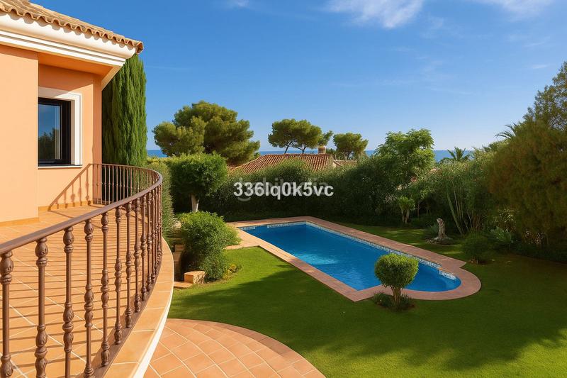 Foto fb2a49fd-47cd-40c8-accc-455f4b2f22fe. Maison dans Sierra Blanca Marbella