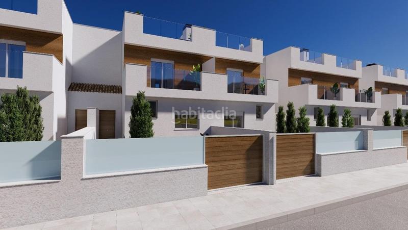 Foto c715a106-b7a0-40a5-b0b6-2eb286b29e14. Casa a schiera con parcheggio piscina in Las Lomas de Rame-Bahía Bella Alcázares (Los)