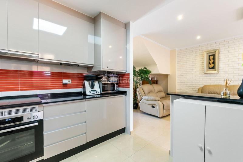 Foto b615081a-1d02-471b-b3ae-1a712aa89259. Casa a schiera in Parque Acuático - Sector 25 Torrevieja