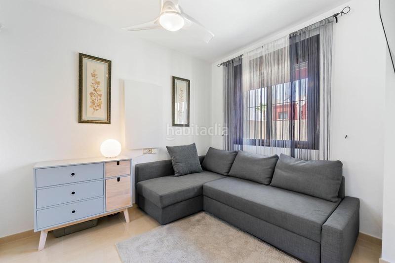 Foto 716f4040-e726-413f-8bcf-4c9bd616a946. Casa adossada a Parque Acuático - Sector 25 Torrevieja