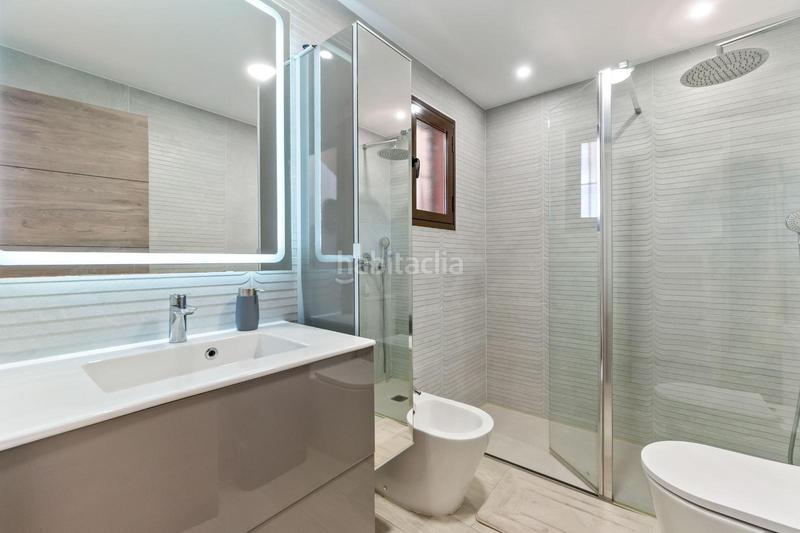 Foto 70d89a90-aed5-47a0-8261-226321b5c593. Semi detached house in Parque Acuático - Sector 25 Torrevieja