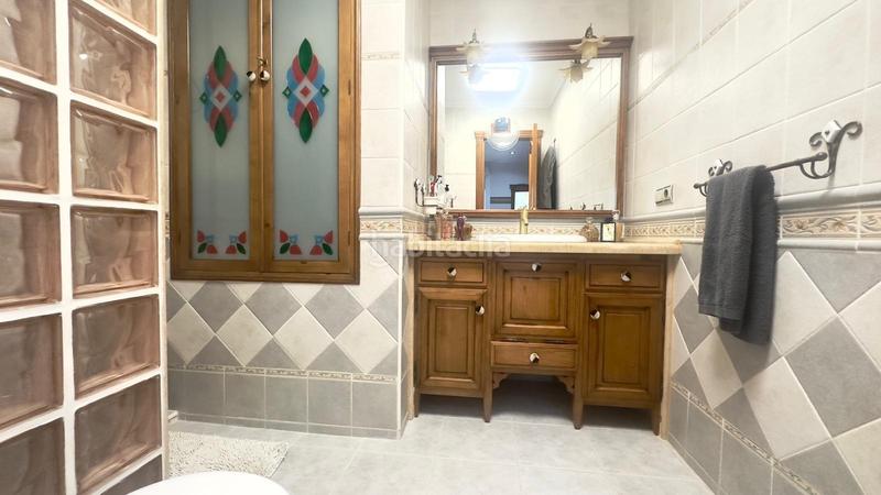 Foto 0b4e75e4-b1ab-4d5b-a164-19c34f7a02c7. Casa adossada amb piscina a La Zenia Orihuela