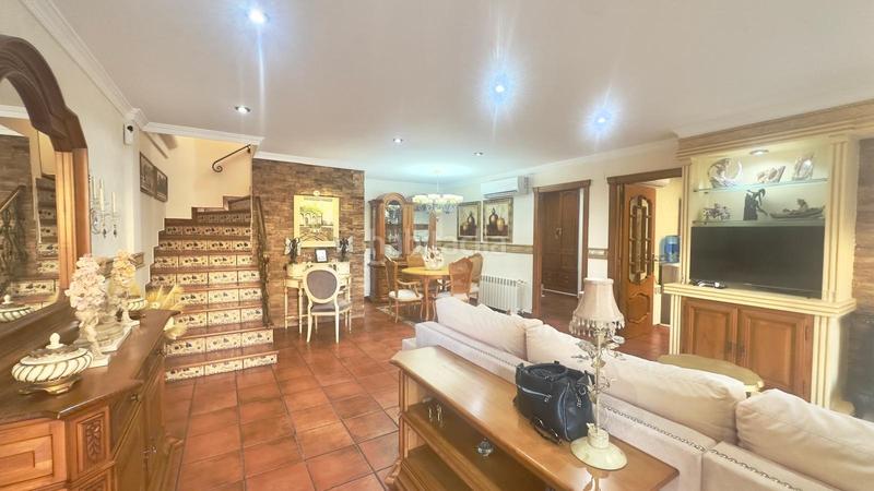 Foto 7eca4f4c-ea64-4444-b597-6b581a8ba44c. Casa adossada amb piscina a La Zenia Orihuela