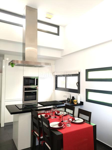 Foto 49937268-f685-49f8-bb0e-9f99c3309cf9. Semi detached house in Campoamor Orihuela