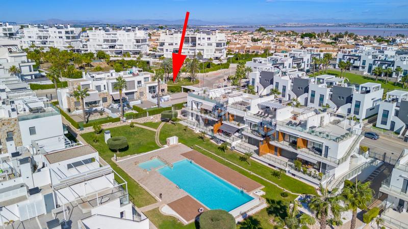 Foto 3cc26ab4-8794-49f2-bbf4-0ee9fc006982. Casa a Los Balcones-Los Altos Torrevieja