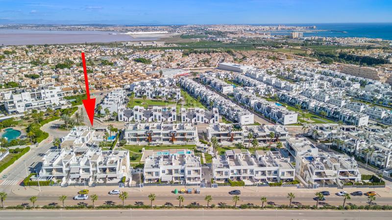 Foto ac97d175-e7fb-498d-8c58-98ae8dc2ecf9. Casa a Los Balcones-Los Altos Torrevieja