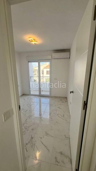 Foto 08340a99-cac5-4e44-8029-35a7c7e644c2. Semi detached house in Parque de las Naciones Torrevieja