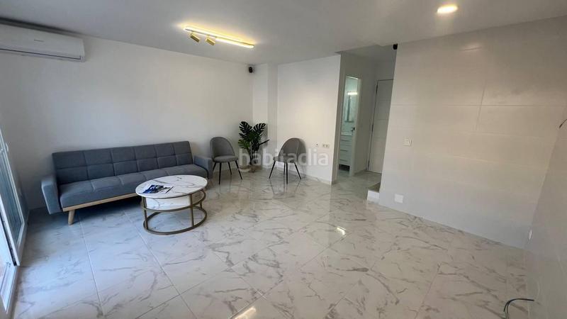 Foto f559b036-20f9-4c39-a9f9-eec05fc651d2. Semi detached house in Parque de las Naciones Torrevieja