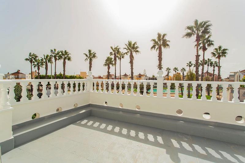 Foto ee35d4be-419e-472c-bcb2-fbc097c723d6. Casa en Los Balcones y los Altos Orihuela