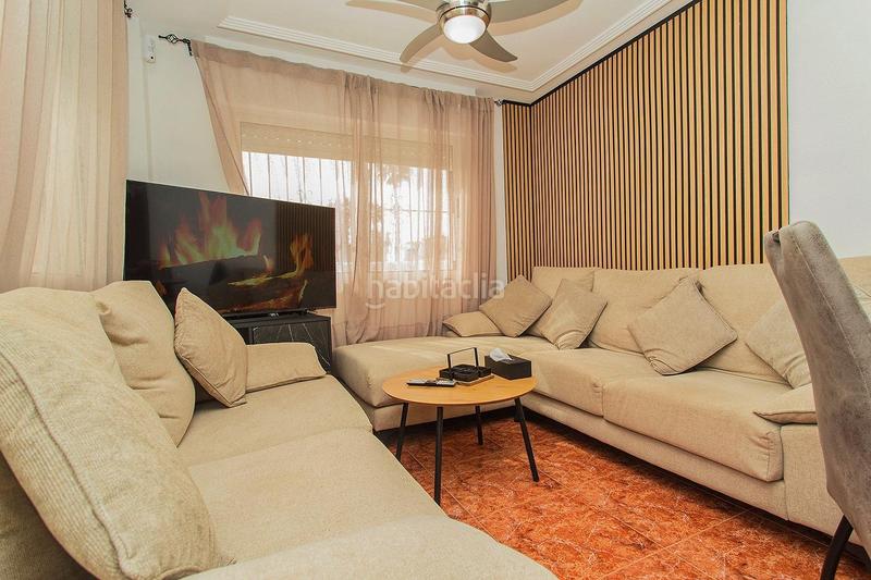 Foto ebd693f5-9c95-43dc-aa47-a296eddcc92a. House in Los Balcones y los Altos Orihuela