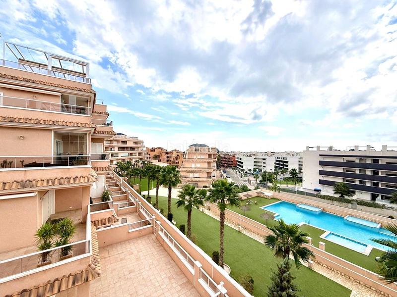 Foto 9884658d-66a4-4554-a6c6-e86d247d8c9c. Apartamento en Villamartín-Las Filipinas Orihuela