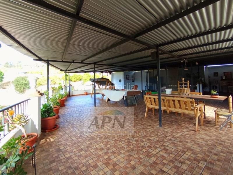 Foto 63a9391c-80d3-4c06-aa30-ad774d59f982. Casa adossada a Álora